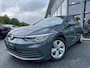 Volkswagen Golf 2.0 TDI Life | DSG | Climate | NAVI | Sfeerverlichting | Adaptieve Cruise | Carplay | 1e eig | Dealer onderhouden
