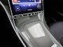 Mercedes-Benz C-klasse 180 AMG Line | Panoramadak | 19" multispaaks velgen | Stoelverwarming | Dodehoekassistent | Inclusief 24 maanden MB Certified garantie voor Europa.
