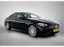 Mercedes-Benz C-klasse 180 AMG Line | Panoramadak | 19" multispaaks velgen | Stoelverwarming | Dodehoekassistent | Inclusief 24 maanden MB Certified garantie voor Europa.