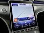 Mercedes-Benz C-klasse 180 AMG Line | Panoramadak | 19" multispaaks velgen | Stoelverwarming | Dodehoekassistent | Inclusief 24 maanden MB Certified garantie voor Europa.