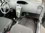 Toyota Yaris 1.3 VVTi Terra | 3 deurs |  Trekhaak | Incl. onderhoudsbeurt en nieuwe APK |