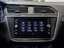 Volkswagen Tiguan Allspace 1.5 TSI R-Line Blackstyle 7p. / 150pk / Panorama dak / Stoel en stuur verwarming / Achteruitrij camera /