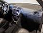 Volkswagen Tiguan Allspace 1.5 TSI R-Line Blackstyle 7p. / 150pk / Panorama dak / Stoel en stuur verwarming / Achteruitrij camera /