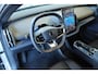 Volvo EX30 Single Motor Core 51 kWh | 98% SOH | Privacy Glass | Stoelverwarming | Stuurwielverwarming | Google Infotainment | Parkeersensoren | Parkeercamera | Adaptive Cruise Control | Rijstrooksensor met correctie |