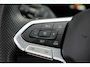 Volkswagen Tiguan 1.5 eHybrid R-Line Edition | PHEV | Pano | Trekhaak | 360° Camera | Deze Volkswagen Tiguan 1.5 eHybrid R-Line Edition is de ideale combinatie van dynamisch design, dagelijks comfort en moderne technologie. De sportieve R-Line styling geeft hem een krachtige u