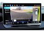 Volkswagen Tiguan 1.5 eHybrid R-Line Edition | PHEV | Pano | Trekhaak | 360° Camera | Deze Volkswagen Tiguan 1.5 eHybrid R-Line Edition is de ideale combinatie van dynamisch design, dagelijks comfort en moderne technologie. De sportieve R-Line styling geeft hem een krachtige u