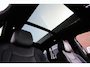 Volkswagen Tiguan 1.5 eHybrid R-Line Edition | PHEV | Pano | Trekhaak | 360° Camera | Deze Volkswagen Tiguan 1.5 eHybrid R-Line Edition is de ideale combinatie van dynamisch design, dagelijks comfort en moderne technologie. De sportieve R-Line styling geeft hem een krachtige u