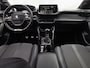 Peugeot 208 1.2 PureTech GT-Line (VIRTUAL COCKPIT, APPLE CARPLAY, GROOT NAVI, 360 CAMERA, SFEERVERLICHTING, LEDER, SPORTSTOELEN, LED KOPLAMPEN, GETINT GLAS, KEYLESS, CRUISE, NIEUWE APK, NIEUWSTAAT)