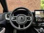 Volvo XC60 T6 Plug-in hybrid AWD Ultra Bright | Luchtvering | 360° Parkeercamera | Parkeersensoren voor + achter | Panoramadak | Standkachel | 21'' Lichtmetalen velgen | Google Infotainment | Stoelverwarming | Electrische bedienbare voorstoelen