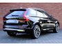 Volvo XC60 T6 Plug-in hybrid AWD Ultra Bright | Luchtvering | 360° Parkeercamera | Parkeersensoren voor + achter | Panoramadak | Standkachel | 21'' Lichtmetalen velgen | Google Infotainment | Stoelverwarming | Electrische bedienbare voorstoelen