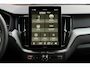 Volvo XC60 T6 Plug-in hybrid AWD Ultra Bright | Luchtvering | 360° Parkeercamera | Parkeersensoren voor + achter | Panoramadak | Standkachel | 21'' Lichtmetalen velgen | Google Infotainment | Stoelverwarming | Electrische bedienbare voorstoelen