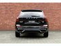 Volvo XC60 T6 Plug-in hybrid AWD Plus Dark | Luchtvering | Trekhaak | Verwarmbare voorstoelen, stuurwiel en achterbank | Premium audio by Harman Kardon | Apple carplay/Android auto |