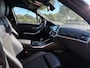 BMW 3-Serie Touring 330i Introduction Executive Edition|Trekhaak|Camera