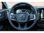Volvo XC40 T2 Momentum Business | Dealeronderhouden | Adaptive Cruise Control | Parkeersensoren voor + achter | Parkeercamera | Stoelverwarming | Stuurwielverwarming | Navigatie | Climate Control