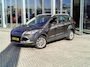 Ford Kuga 1.5 Titanium - 2.000 kg trekgewicht - TREKHAAK - VOORRUITVERWARMING - PARKEERSENSOREN V+A