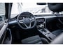 Volkswagen Passat Variant 1.4 TSI PHEV GTE Business | Achteruitrijcamera | Elektrisch bedienbare achterklep met sensorsturing | Lederen bekleding