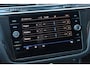 Volkswagen Tiguan 1.5 TSI R-Line Business+ 150PK / 110kW DSG, NL auto, nieuw door ons geleverd, 20" 'Suzuka' LMV, achteruitrijcamera (Rear View), parkeersensoren voor en achter (PDC), keyless start & entry, elektrische achterklep met sensorsturing (Easy Open), LED Matrix (IQ.Lights), digital cockpit pro, DAB+, Apple Carplay & Android Auto, navigatie, DAB+, draadloze telefoonlader, privacy glas, adaptieve crusie control (ACC), chrome dakrails, dynamische richtingaanwijzers, R-Line in- en exterieur, elektrisch verstel-, verwarm- en inklapbare buitenspiegels, verwarmbare voorstoel etc.