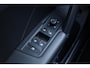 Volkswagen Tiguan 1.5 TSI R-Line Business+ 150PK / 110kW DSG, NL auto, nieuw door ons geleverd, 20" 'Suzuka' LMV, achteruitrijcamera (Rear View), parkeersensoren voor en achter (PDC), keyless start & entry, elektrische achterklep met sensorsturing (Easy Open), LED Matrix (IQ.Lights), digital cockpit pro, DAB+, Apple Carplay & Android Auto, navigatie, DAB+, draadloze telefoonlader, privacy glas, adaptieve crusie control (ACC), chrome dakrails, dynamische richtingaanwijzers, R-Line in- en exterieur, elektrisch verstel-, verwarm- en inklapbare buitenspiegels, verwarmbare voorstoel etc.
