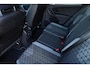 Volkswagen Tiguan 1.5 TSI R-Line Business+ 150PK / 110kW DSG, NL auto, nieuw door ons geleverd, 20" 'Suzuka' LMV, achteruitrijcamera (Rear View), parkeersensoren voor en achter (PDC), keyless start & entry, elektrische achterklep met sensorsturing (Easy Open), LED Matrix (IQ.Lights), digital cockpit pro, DAB+, Apple Carplay & Android Auto, navigatie, DAB+, draadloze telefoonlader, privacy glas, adaptieve crusie control (ACC), chrome dakrails, dynamische richtingaanwijzers, R-Line in- en exterieur, elektrisch verstel-, verwarm- en inklapbare buitenspiegels, verwarmbare voorstoel etc.