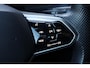 Volkswagen Tiguan 1.5 TSI R-Line Business+ 150PK / 110kW DSG, NL auto, nieuw door ons geleverd, 20" 'Suzuka' LMV, achteruitrijcamera (Rear View), parkeersensoren voor en achter (PDC), keyless start & entry, elektrische achterklep met sensorsturing (Easy Open), LED Matrix (IQ.Lights), digital cockpit pro, DAB+, Apple Carplay & Android Auto, navigatie, DAB+, draadloze telefoonlader, privacy glas, adaptieve crusie control (ACC), chrome dakrails, dynamische richtingaanwijzers, R-Line in- en exterieur, elektrisch verstel-, verwarm- en inklapbare buitenspiegels, verwarmbare voorstoel etc.