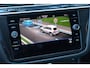 Volkswagen Tiguan 1.5 TSI R-Line Business+ 150PK / 110kW DSG, NL auto, nieuw door ons geleverd, 20" 'Suzuka' LMV, achteruitrijcamera (Rear View), parkeersensoren voor en achter (PDC), keyless start & entry, elektrische achterklep met sensorsturing (Easy Open), LED Matrix (IQ.Lights), digital cockpit pro, DAB+, Apple Carplay & Android Auto, navigatie, DAB+, draadloze telefoonlader, privacy glas, adaptieve crusie control (ACC), chrome dakrails, dynamische richtingaanwijzers, R-Line in- en exterieur, elektrisch verstel-, verwarm- en inklapbare buitenspiegels, verwarmbare voorstoel etc.