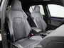 Volkswagen Golf Variant 1.5 eTSI R-Line | Panoramadak | Navigatie | Achteruitrijcamera | Trekhaak | LED Matrix | Black Style | Keyless |