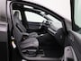 Volkswagen Golf Variant 1.5 eTSI R-Line | Panoramadak | Navigatie | Achteruitrijcamera | Trekhaak | LED Matrix | Black Style | Keyless |