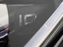 Volkswagen Golf Variant 1.5 eTSI R-Line | Panoramadak | Navigatie | Achteruitrijcamera | Trekhaak | LED Matrix | Black Style | Keyless |