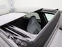 Volkswagen Golf Variant 1.5 eTSI R-Line | Panoramadak | Navigatie | Achteruitrijcamera | Trekhaak | LED Matrix | Black Style | Keyless |