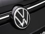 Volkswagen Golf Variant 1.5 eTSI R-Line | Panoramadak | Navigatie | Achteruitrijcamera | Trekhaak | LED Matrix | Black Style | Keyless |