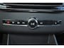 Volvo XC90 T8 Recharge AWD Ultra Black Ed. Exec. - Luchtvering - Panorama/schuifdak - IntelliSafe Assist & Surround - 360º Camera - Bowers & Wilkins audio - Adaptieve LED koplampen - Verwarmde voorstoelen, stuur & achterbank - Parkeersensoren voor & achter - Elektr. bedienb. voorstoelen met geheugen - Geventileerde voorstoelen - Head up display - Draadloze tel. lader - Extra getint glas - 22' LMV