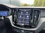Volvo XC60 2.0 T6 Plug-in hybrid AWD Plus Black Edition | Trekhaak | SoH 96% | Harman/Kardon | Pano | 360 camera | Stoel & stuurverwarming |