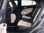 Mercedes-Benz GLA 180 Premium | Panoramadak | Leder | Cruise control | Stoelverwarming | Camera | Park assist | Navigatie | Carplay | Climate control | Full LED