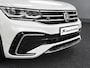 Volkswagen Tiguan 1.5 TSI 150pk DSG R-Line · Panoramadak · Camera · Trekhaak · Harman Kardon Sound  · Apple/Android Car Play · Keyless · Matrix LED · Stuur- & Stoelverwarming ·