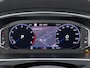Volkswagen Tiguan 1.5 TSI 150pk DSG R-Line · Panoramadak · Camera · Trekhaak · Harman Kardon Sound  · Apple/Android Car Play · Keyless · Matrix LED · Stuur- & Stoelverwarming ·