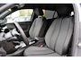 Peugeot 2008 Hybrid 145 DCS-6 Allure Driva assist | Navigation pack | Keyless | Camera V + A | . 8 jaar Peugeot garantie | Zeer complet