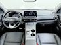 Hyundai Kona Premium 64kWh | 1ste eigenaar | ACCU 99% | Trekhaak | LEER | Camera | LED lampen | AUTOMAAT