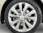 Toyota Auris Touring Sports 1.8 Hybrid Executive // CAMERA // STOELVERWARMING // CRUISE