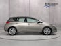 Toyota Auris Touring Sports 1.8 Hybrid Executive // CAMERA // STOELVERWARMING // CRUISE
