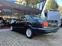 BMW 5-Serie 523i Executive | Youngtimer! | Nieuwstaat! | Vermontgrün Metallic | Volledige historie | Schuifdak | Stoelverwarming |