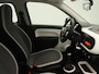 Renault Twingo 1.0 SCe Collection | Pack Look Exterieur 'Blanc' | Handbediende airconditioning | Elektrisch verstelbare en verwarmde buitenspiegels | Bestuurdersstoel in hoogte verstelbaar | Elektrisch bedienbare portierruiten vóór |