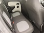 Renault Twingo 1.0 SCe Collection | Pack Look Exterieur 'Blanc' | Handbediende airconditioning | Elektrisch verstelbare en verwarmde buitenspiegels | Bestuurdersstoel in hoogte verstelbaar | Elektrisch bedienbare portierruiten vóór |