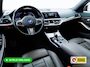 BMW 3-Serie Touring 320e Business Edition Plus | Camera | PDC V+A | Elec. achterklep | Cruise | Navigatie pro | Afn.Trekhaak Apple carplay/Android auto, Lederen bekleding, 18"LMV