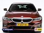 BMW 3-Serie Touring 320e Business Edition Plus | Camera | PDC V+A | Elec. achterklep | Cruise | Navigatie pro | Afn.Trekhaak Apple carplay/Android auto, Lederen bekleding, 18"LMV