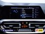 BMW 3-Serie Touring 320e Business Edition Plus | Camera | PDC V+A | Elec. achterklep | Cruise | Navigatie pro | Afn.Trekhaak Apple carplay/Android auto, Lederen bekleding, 18"LMV