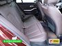 BMW 3-Serie Touring 320e Business Edition Plus | Camera | PDC V+A | Elec. achterklep | Cruise | Navigatie pro | Afn.Trekhaak Apple carplay/Android auto, Lederen bekleding, 18"LMV