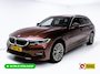 BMW 3-Serie Touring 320e Business Edition Plus | Camera | PDC V+A | Elec. achterklep | Cruise | Navigatie pro | Afn.Trekhaak Apple carplay/Android auto, Lederen bekleding, 18"LMV
