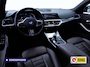 BMW 3-Serie Touring 320e Business Edition Plus | Camera | PDC V+A | Elec. achterklep | Cruise | Navigatie pro | Afn.Trekhaak Apple carplay/Android auto, Lederen bekleding, 18"LMV