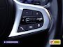 BMW 3-Serie Touring 320e Business Edition Plus | Camera | PDC V+A | Elec. achterklep | Cruise | Navigatie pro | Afn.Trekhaak Apple carplay/Android auto, Lederen bekleding, 18"LMV