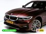 BMW 3-Serie Touring 320e Business Edition Plus | Camera | PDC V+A | Elec. achterklep | Cruise | Navigatie pro | Afn.Trekhaak Apple carplay/Android auto, Lederen bekleding, 18"LMV